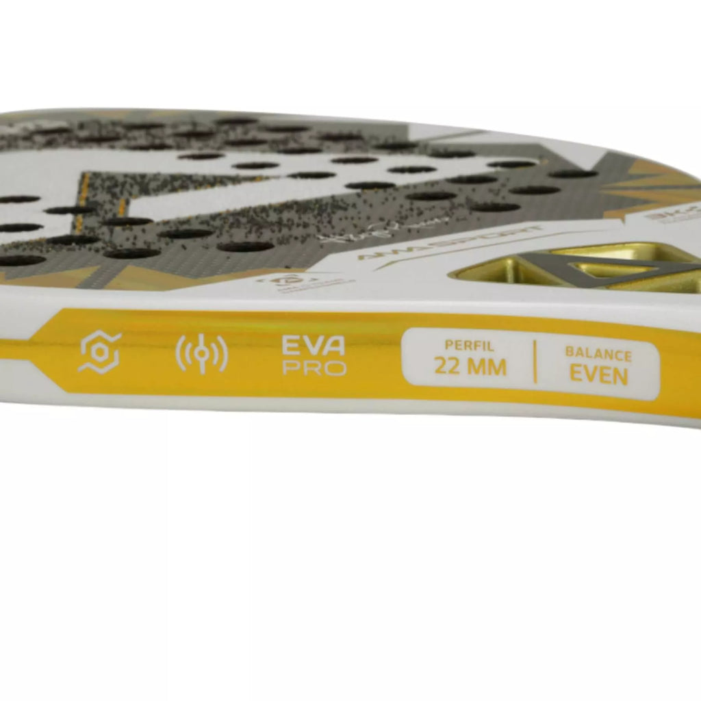 Edge profile of an AMA Sport KRONOS WHITE TITANIUM Hugo Russo Beach Tennis Racket, available from IamBeachTennis.com, online and in-store, Miami USA, worldwide shipping.