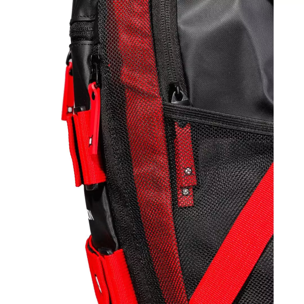 SPORT: BEACH TENNIS. Shop Heroes bags at at iamRacketSports Boutique Store. Partial side view of zips of the  Heroe's 2024 GRAVITY HYDROGEN Sports Backpack.