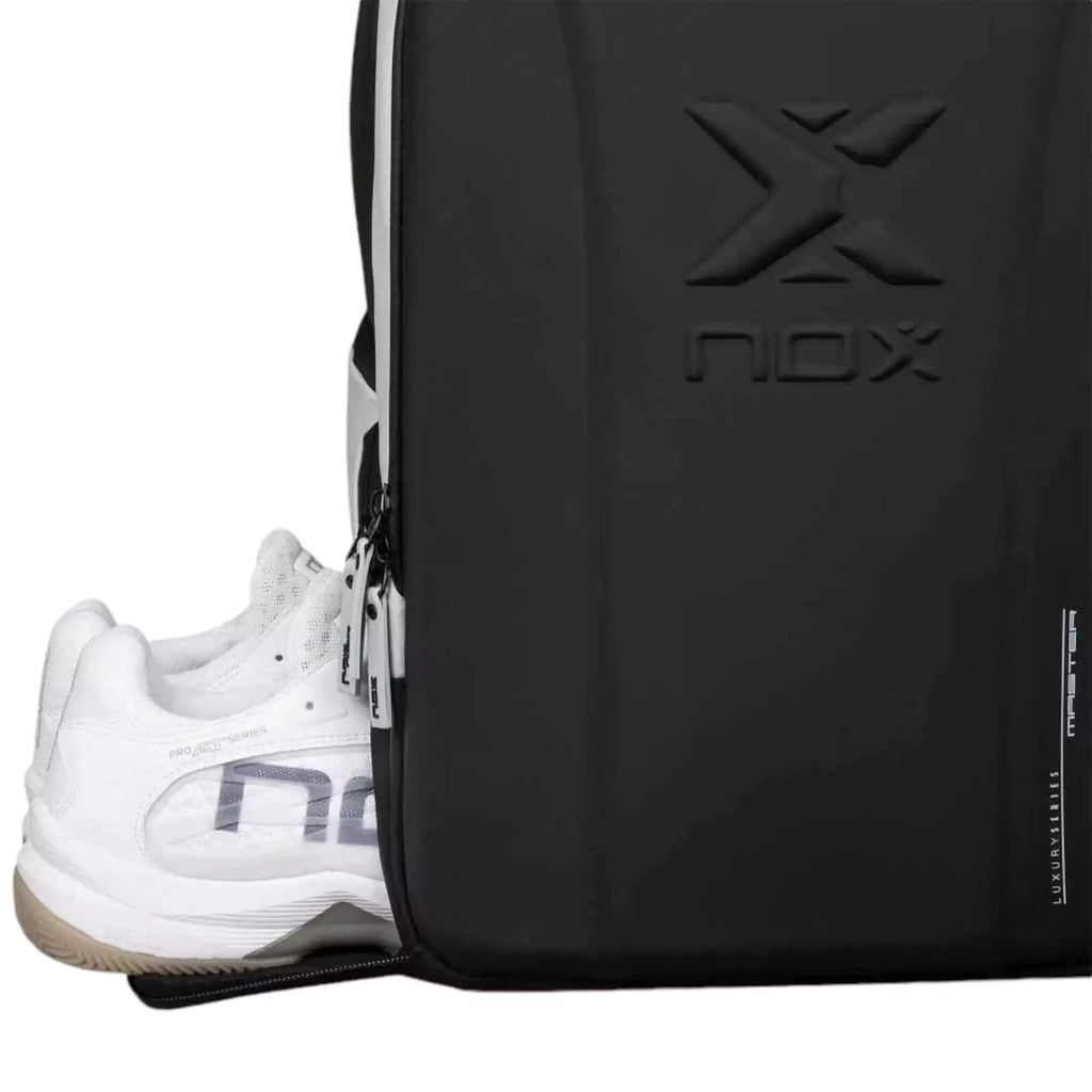 A Nox LUXURY MASTER Backpack, shoe compartment, purchase from "iamracketsports.com", Miami shop.
