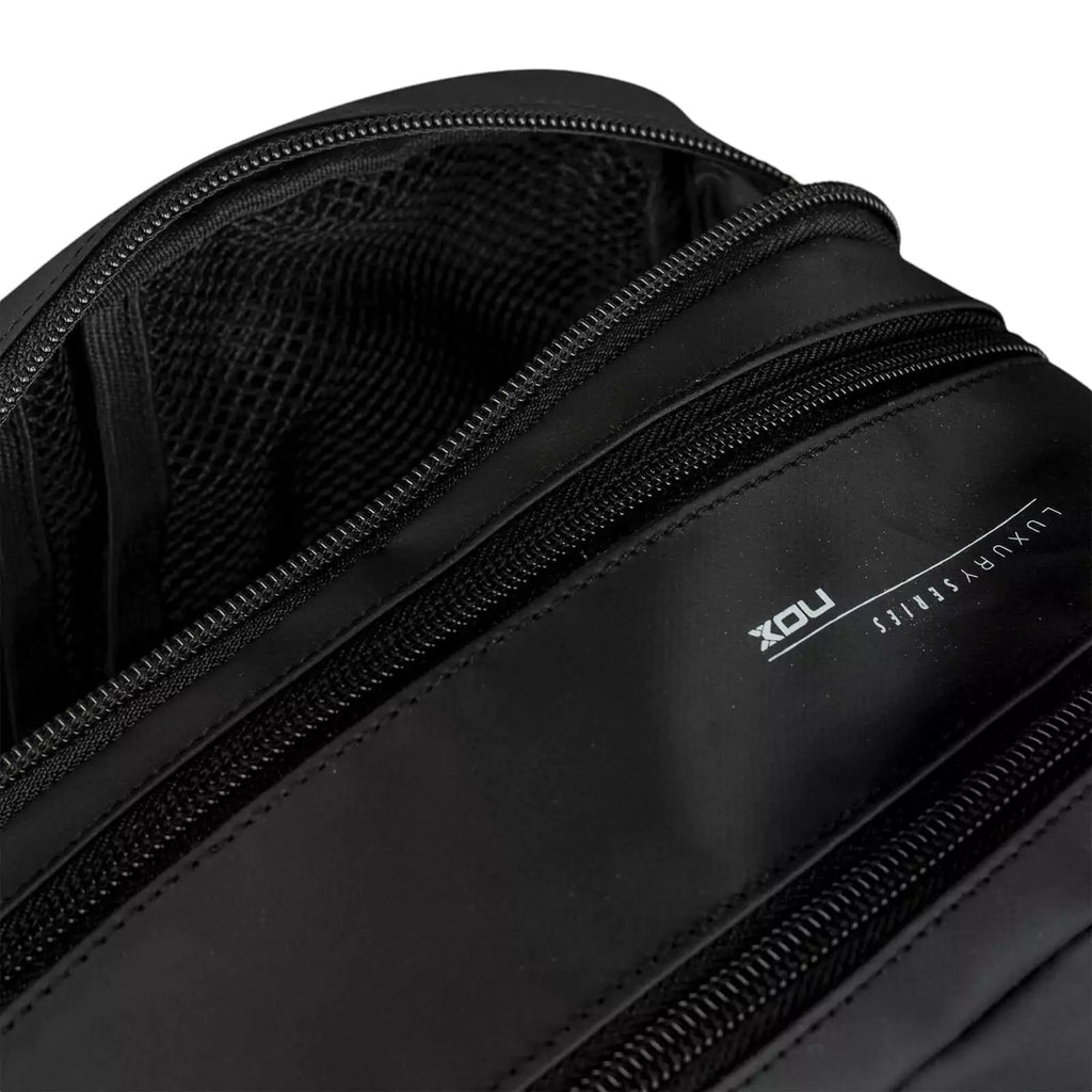 A open compartment of a Nox LUXURY TOILETRY BAG,
purchase from "iamracketsports.com", Miami shop