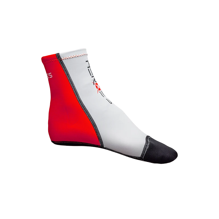 SPORT: BEACH TENNIS.  A Heroe's #Heroesfeet O Sand Sock Red. Purchase Heroes Brand Italia 2024 products at iamBeachTennis.com. 