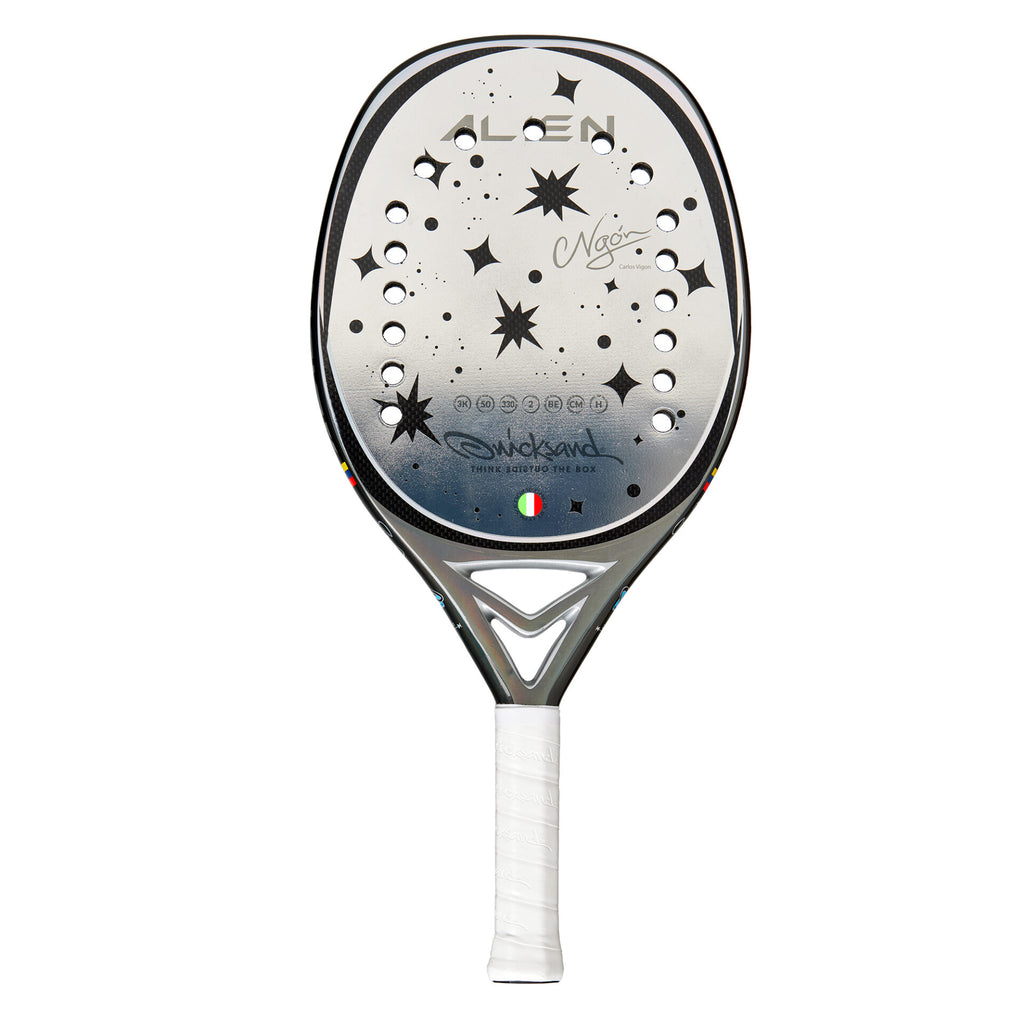 A Quicksand ALIEN 2025 Beach Tennis Racket, available from IambeachTennis.com.