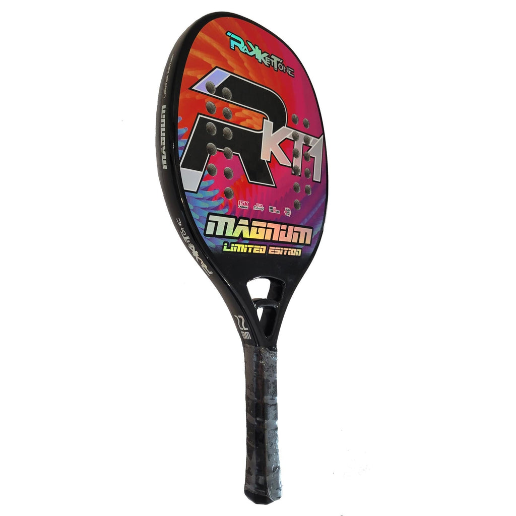 i am Beach Tennis store - Rakkettone Beach Tennis Paddle, year 2022. The racquet model is a Rakkettone MAGNUM Limited Edition Advanced/Professional beach tennis   racket / raquete.  Side view of the racket / raquet.