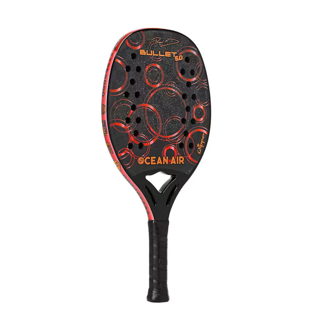i am Beach Tennis store - Ocean Air Beach Tennis Paddle, year 2023. The racquet model is a Oceanair BULLET 5 VINOTINTO with GLIPPER Advanced/Professional beach tennis racket / raquete. Side face view of the racket / raquet.